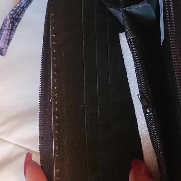 Wallet - Picture 3 of 4